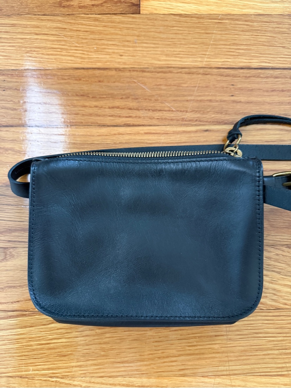 Madewell Black Leather Belt Bag with Gold Hardware - Picture 2 of 6